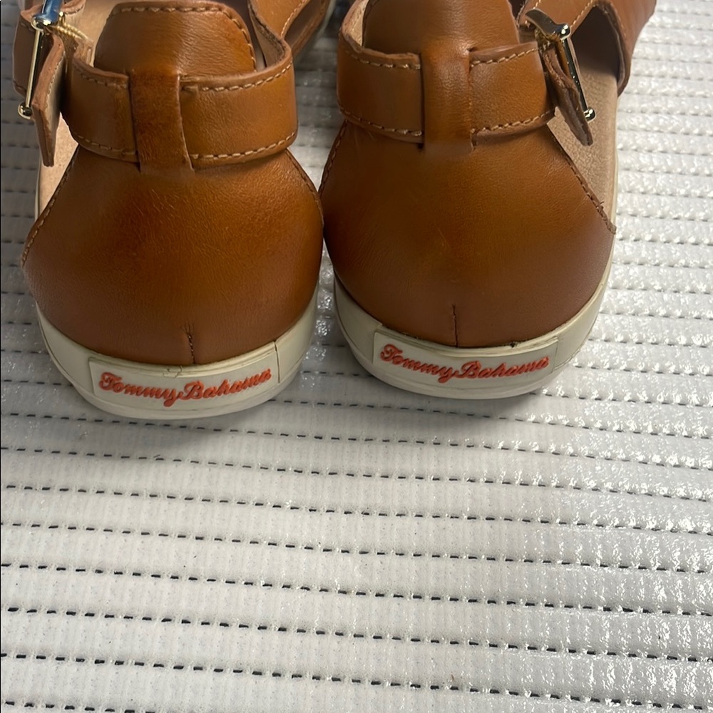 Tommy Bahama Leather Flats - Picture 3 of 9